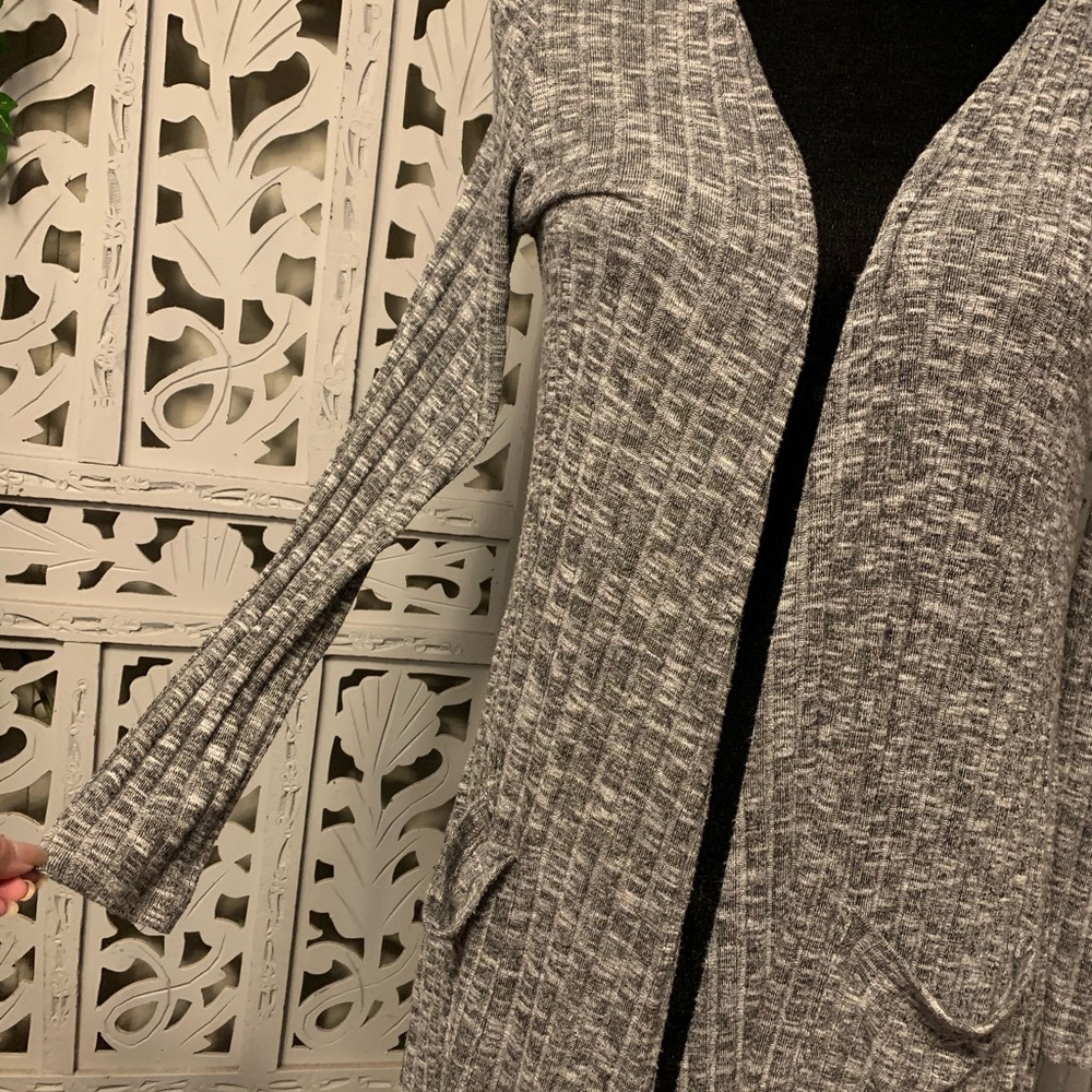 LULAROE! CUTE BLACK & GREY EXTRA LONG LIGHTWEIGHT LONG SLEEVE SWEATER CARDIGAN - Picture 7 of 9